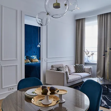 Lägenhet Koszykowa 49a -central With Garage Warszawa