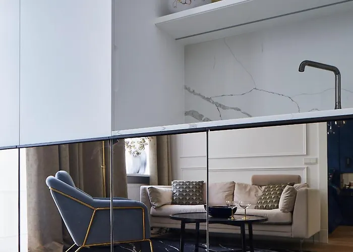 Koszykowa 49a -central With Garage